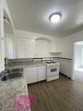 17564 Santa Rosa Dr-Unit -17566 Santa Rosa (Upper) in Detroit, MI - Building Photo - Building Photo