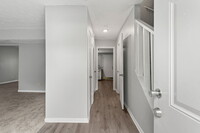 1351 Lucile Ave SW, Unit B in Atlanta, GA - Building Photo - Building Photo