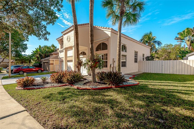 2188 NW 158th Ave in Pembroke Pines, FL - Building Photo - Building Photo