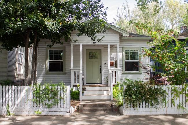 property at 2023 4th St