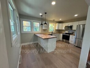 180 W Darby Rd in Greenville, SC - Building Photo - Building Photo