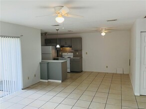 304 S 14th St in Fort Pierce, FL - Building Photo - Building Photo