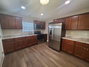 1208 Hillsboro St in Fayetteville, NC - Building Photo - Building Photo