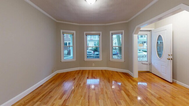 5 Edgar Ter, Unit 1 in Somerville, MA - Foto de edificio - Building Photo