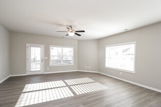 719 Calvin Pk Dr in Ball Ground, GA - Building Photo - Building Photo