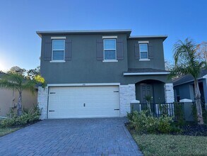 326 Caryota Ct in New Smyrna Beach, FL - Foto de edificio - Building Photo