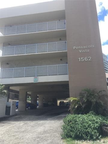 property at 1562 Pensacola St