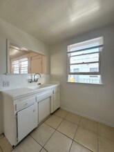 1737 Sycamore Ave in Los Angeles, CA - Building Photo - Building Photo