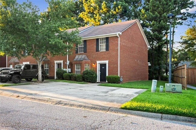 5812 Wind Gate Ln in Lithonia, GA - Building Photo - Building Photo