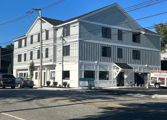 143 Chelmsford St, Unit 3