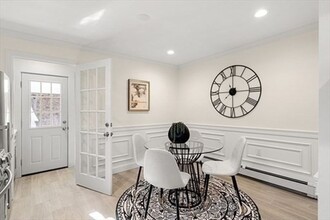 20 Colborne Rd, Unit 2 in Boston, MA - Foto de edificio - Building Photo