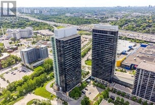 33 Singer Ct in Toronto, ON - Building Photo