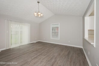 4521 Norene Ln in Louisville, KY - Building Photo - Building Photo