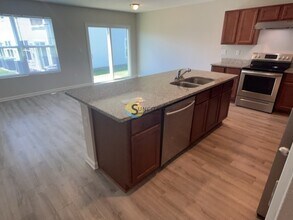 9205 Western Way in Jacksonville, FL - Building Photo - Building Photo