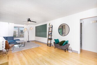 376 Crown Point in Columbia, MO - Building Photo - Building Photo