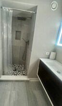 345 N La Salle Dr, Unit 2401 in Chicago, IL - Foto de edificio - Building Photo