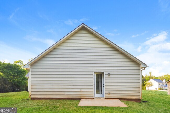 85 Creek Bottom Dr in Covington, GA - Building Photo - Building Photo