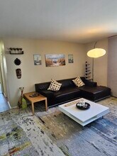 6325 N Sheridan Rd in Chicago, IL - Building Photo - Building Photo