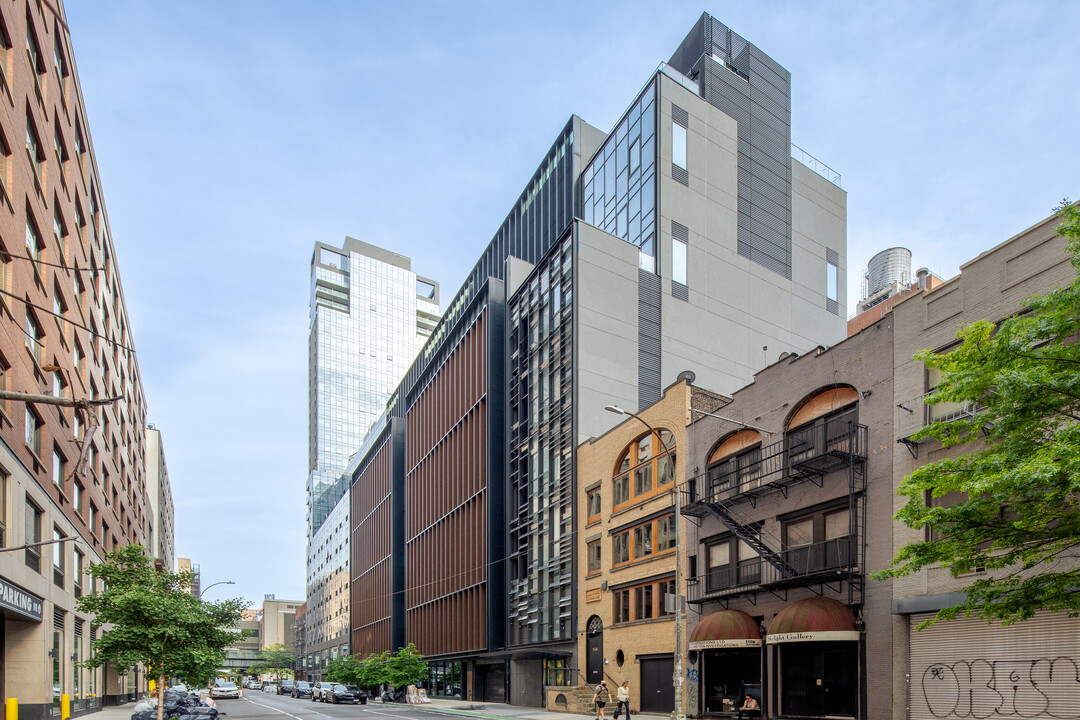 Soori High Line in New York, NY - Building Photo