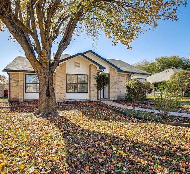 2800 Rice Dr in Rowlett, TX - Building Photo