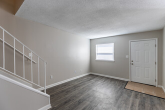 Stone Brooke Apartments Homes in Dalton, GA - Building Photo - Interior Photo