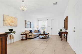 13285 SW 128th St in Miami, FL - Building Photo - Building Photo