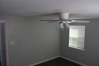 4214 Fuqua St in Bacliff, TX - Building Photo - Building Photo