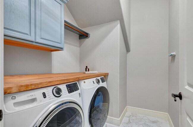 34 W Lasting Spring Cir in Spring, TX - Foto de edificio - Building Photo