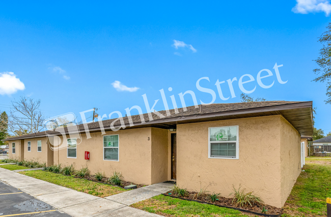 1619 Goodyear Ave in Lakeland, FL - Building Photo - Building Photo