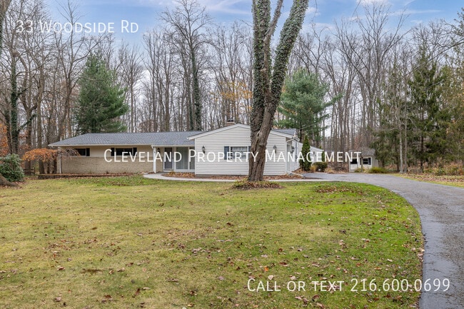 33 Woodside Rd in Chagrin Falls, OH - Building Photo - Building Photo