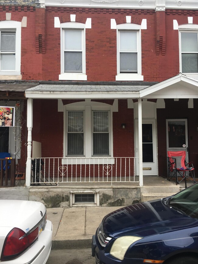 property at 854 Moss St