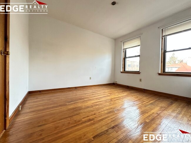 160 Strathmore Rd, Unit 9 in Boston, MA - Building Photo - Building Photo