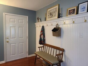 304 Red Bud Dr in Elizabethtown, KY - Building Photo - Building Photo