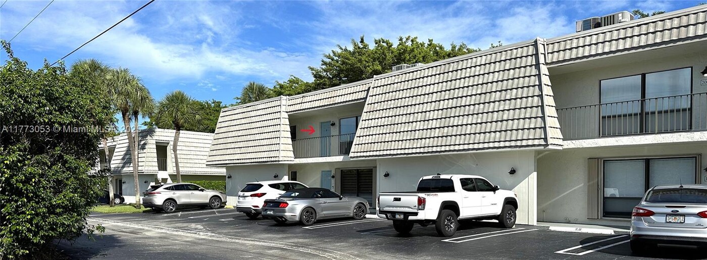 1020 Homewood Blvd in Delray Beach, FL - Building Photo