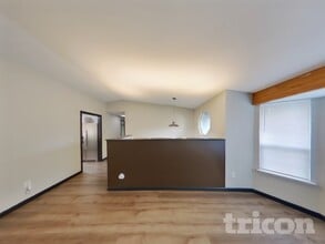 1403 Cedar Ridge Ct in Port Orchard, WA - Building Photo - Building Photo