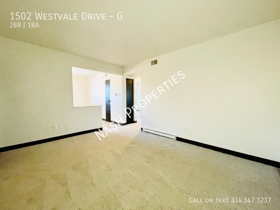 1502 Westvale Dr in Festus, MO - Building Photo