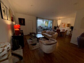 1541 Hayworth Ave in Los Angeles, CA - Building Photo - Building Photo