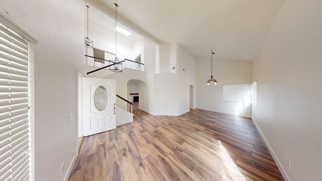 10999 Applewood Ln in Yucaipa, CA - Building Photo - Building Photo