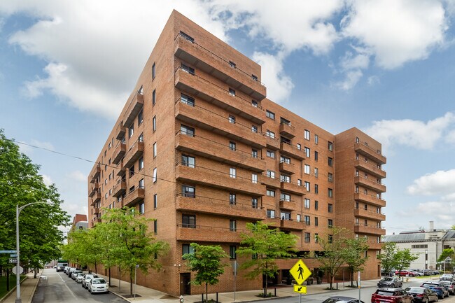 The Atrium in Pittsburgh, PA - Building Photo - Building Photo