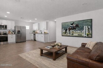 661 S 96th Pl in Mesa, AZ - Building Photo - Building Photo