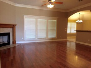 304 Candle Stone Ct in College Station, TX - Building Photo - Building Photo
