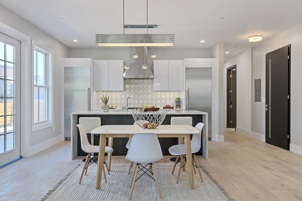 88 Dover St in Somerville, MA - Building Photo