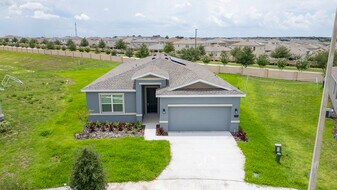 276 Taft Dr in Davenport, FL - Building Photo