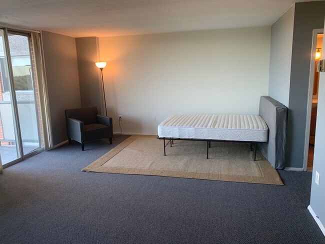 property at 1 E University Pky