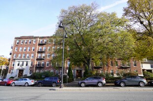 1850 Commonwealth Ave, Unit 53 in Boston, MA - Building Photo