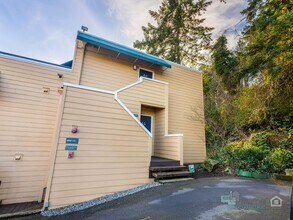 3701 SW Condor Ave in Portland, OR - Building Photo - Building Photo