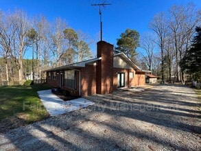 6904 Baywood Dr in Raleigh, NC - Building Photo - Building Photo