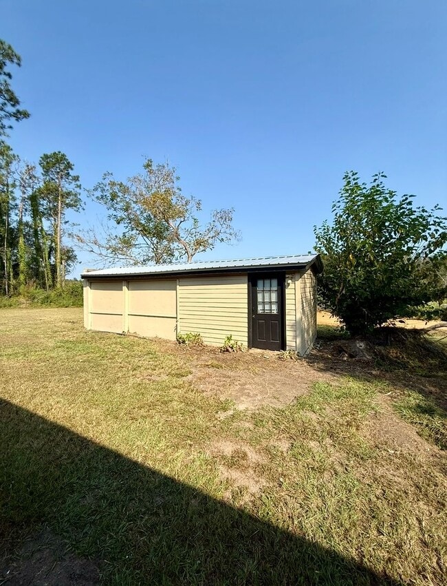 114 Benny Rd in Lyons, GA - Building Photo - Building Photo