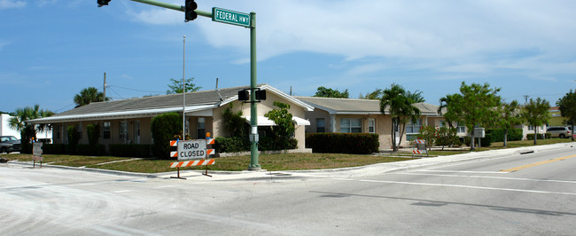 1218-1232 N Federal Hwy in Lake Worth, FL - Building Photo - Building Photo