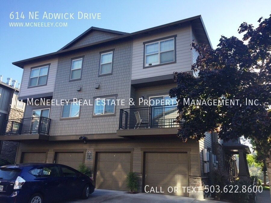 614 NE Adwick Dr in Beaverton, OR - Building Photo